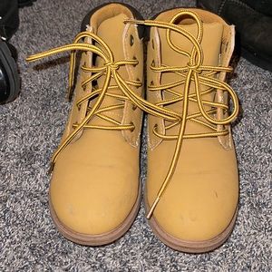 Kids work boots